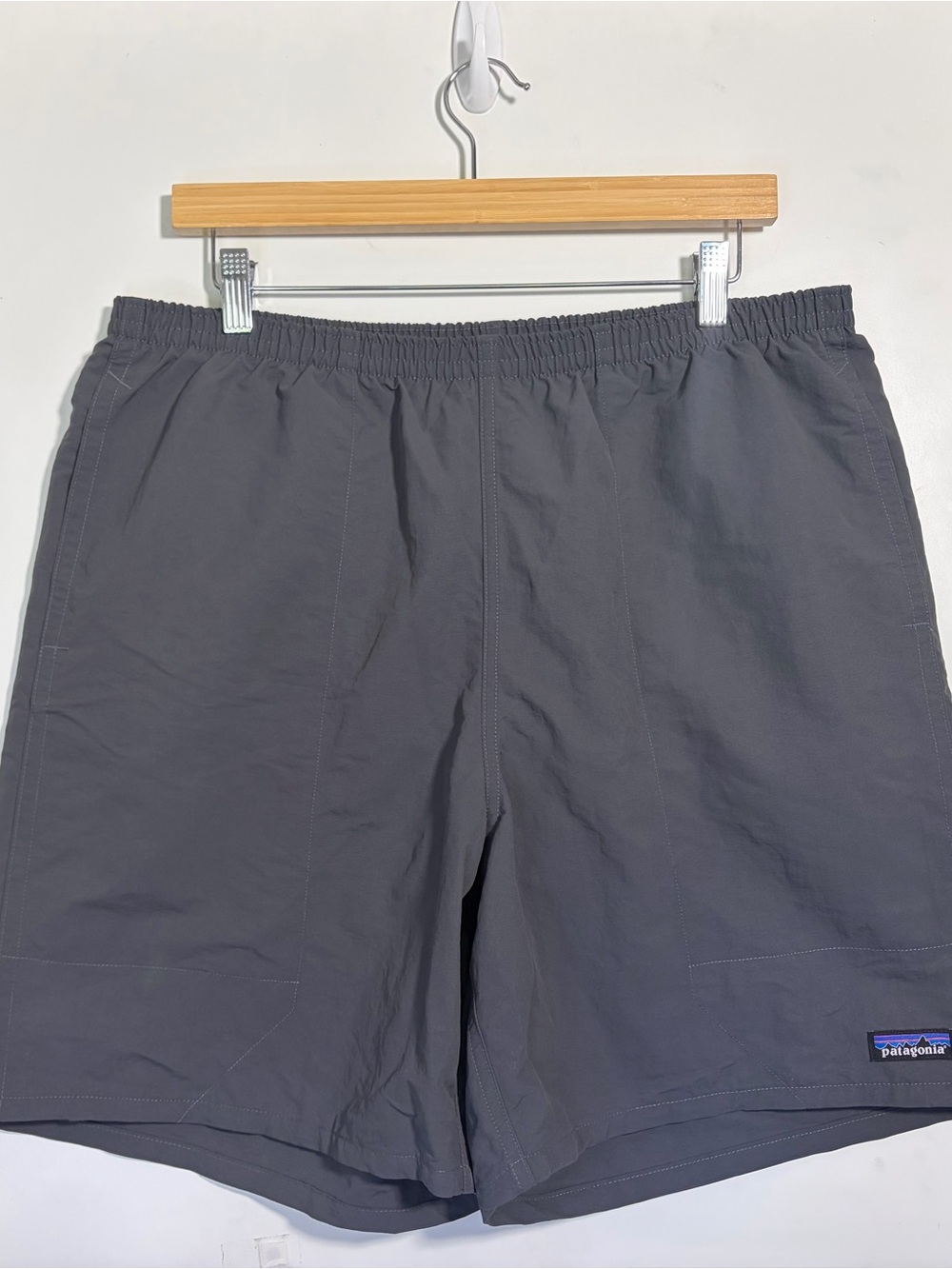 Patagonia Mens Baggies Longs 7" Shorts L Forge Grey Gorpcore Outdoor Swim 58035